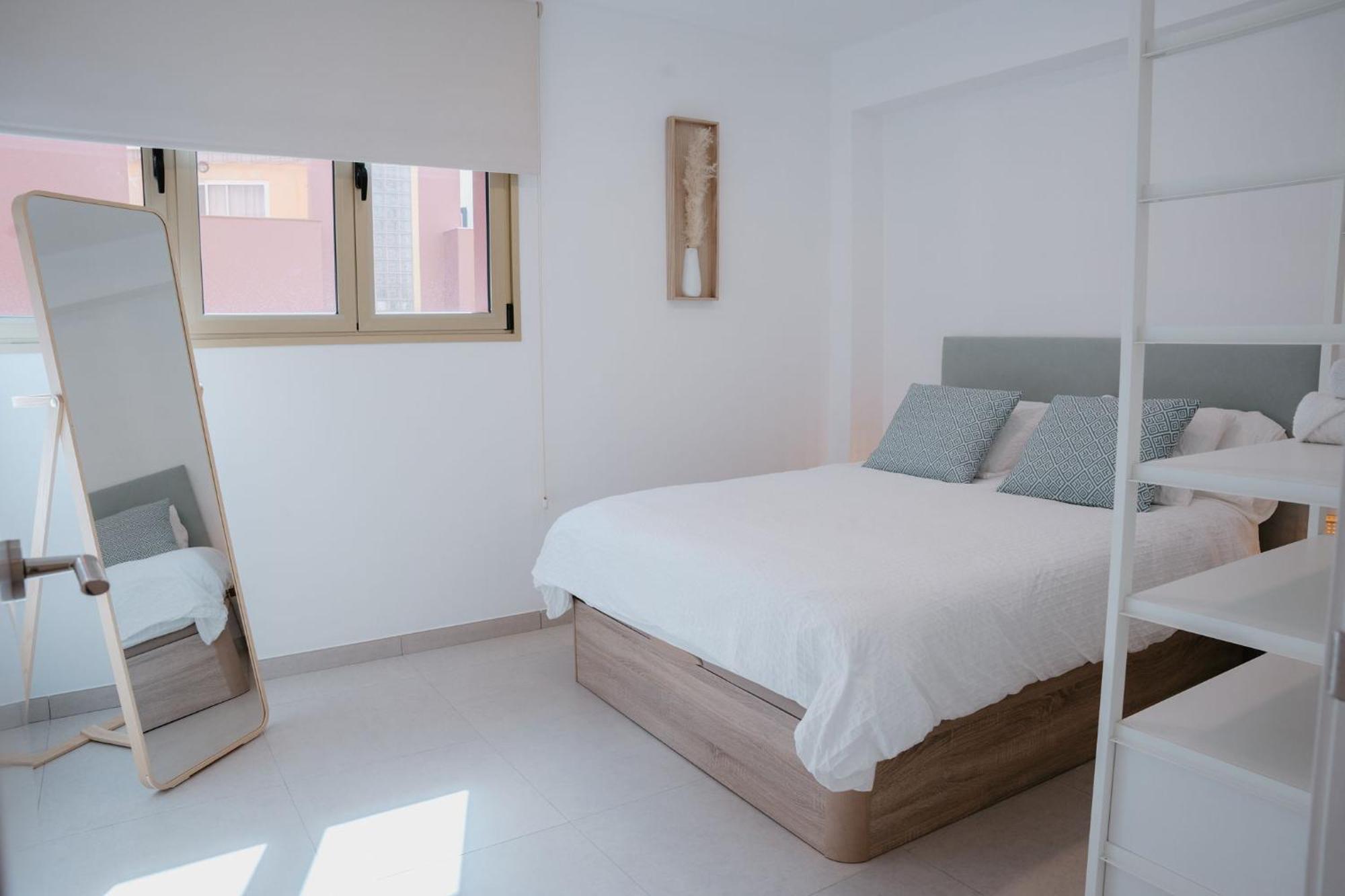 Las Canteras Beach Suites Las Palmas de Gran Canaria Exterior photo